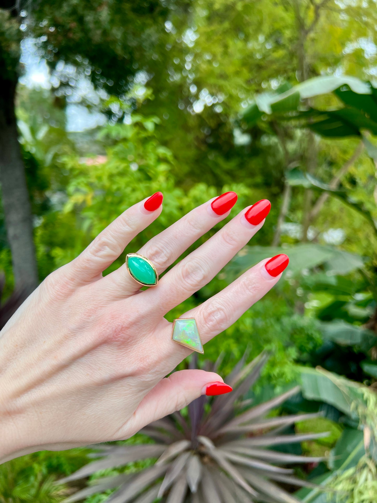 18K Gold Australian Opal + Ombré Rainbow Kite Cocktail Ring